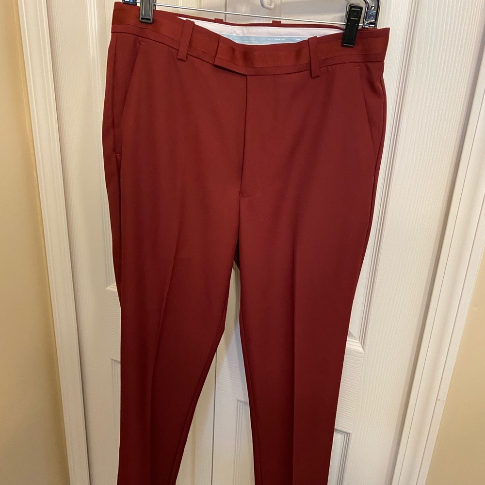 G/fore men's dress pants never worn.